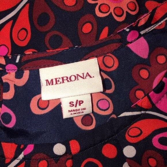 Sleeveless Top Size S Shell Red Blue Floral Paisley Print Shirt Lightweight - Picture 5 of 5